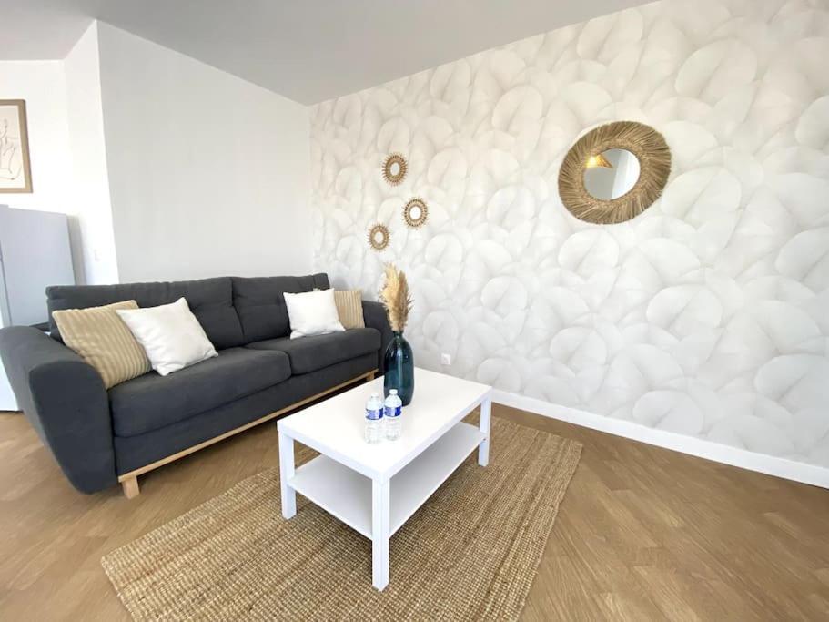 Le Brennou- Proche Centre- Neuf-Climatise-Tout Equipe Châteauroux エクステリア 写真